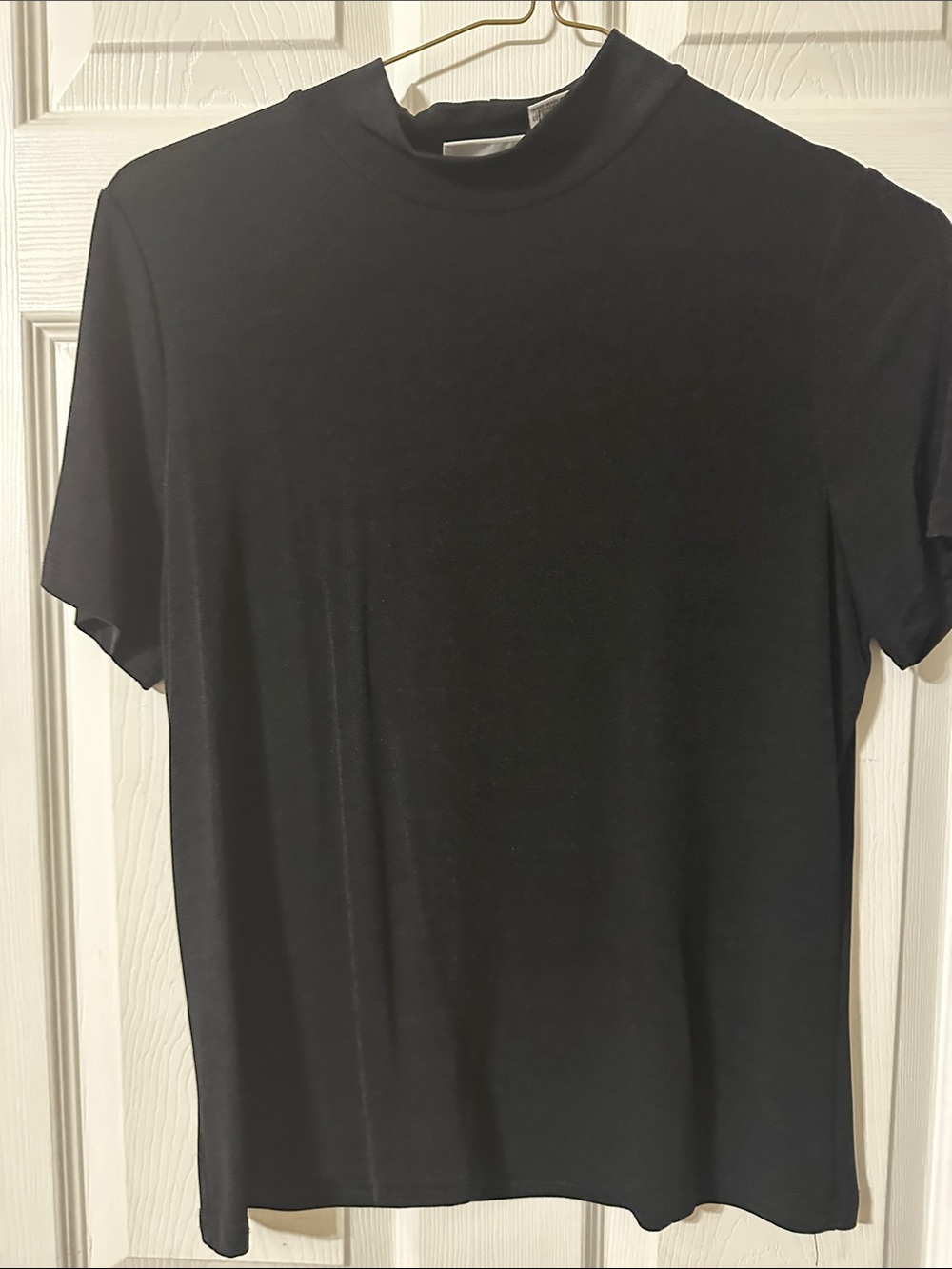 kathy ireland Black Short-Sleeve Mock Neck Tee